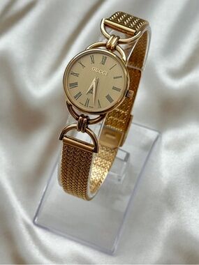AUTHENTIC VINTAGE GUCCI GOLD WATCH